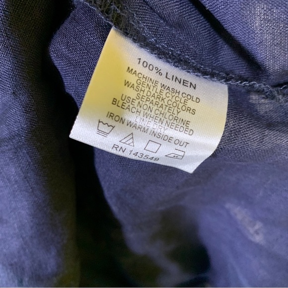 Symple // dark blue linen tunic with white embroidered design size large - Picture 8 of 8